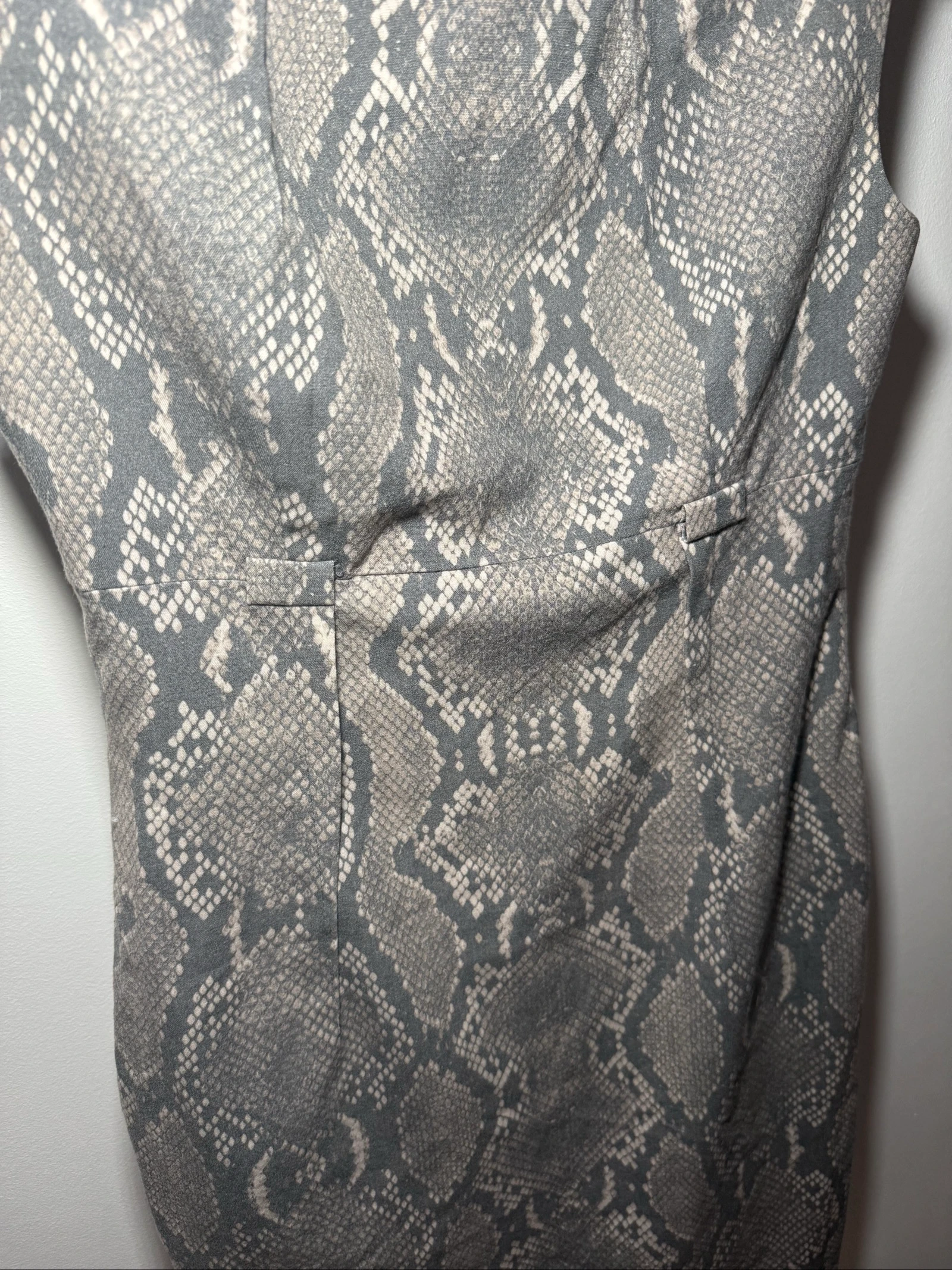 Calvin Klein Snake Print Sheath Dress – Size M – Elegant Bodycon Midi – photo 2